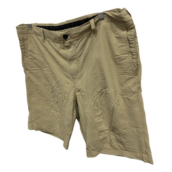 Tommy Bahama Mens Textured Khaki Shorts Size 42 Nylon & Spandex Blend - Picture 3 of 8